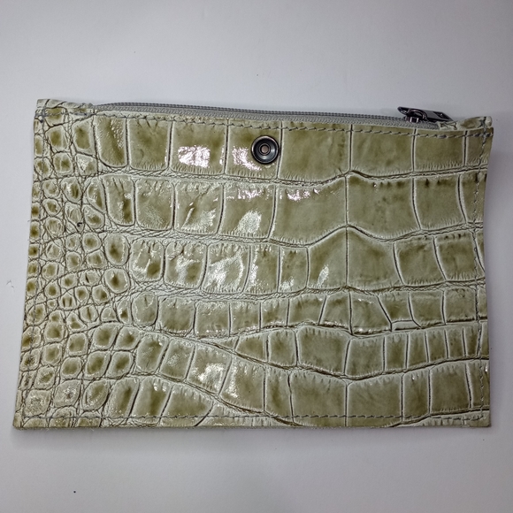 Arya Couture Firenze Hobo Bucket Bag - Picture 14 of 16